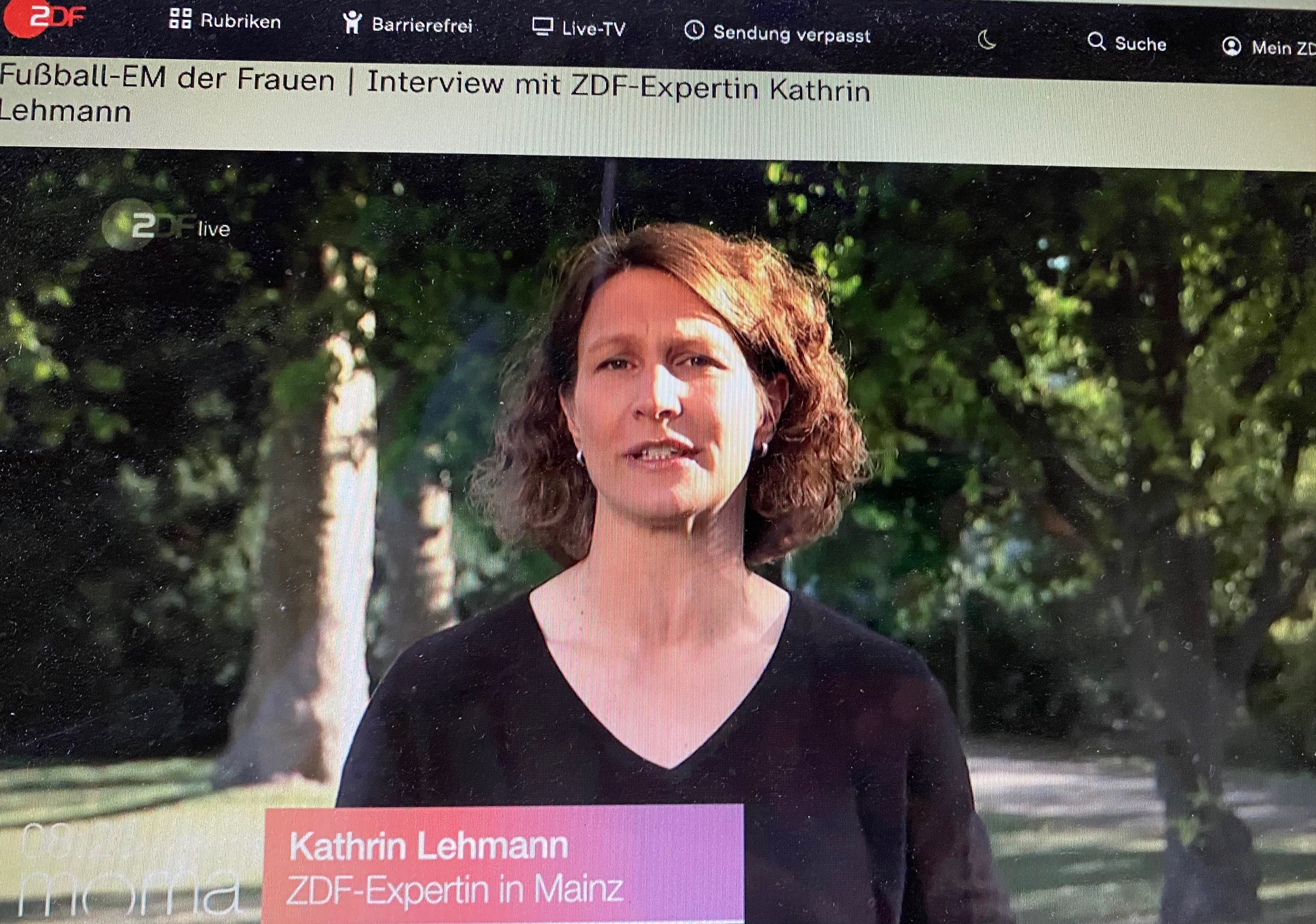 Kathrin Lehmann live im ZDF Moma zur EM